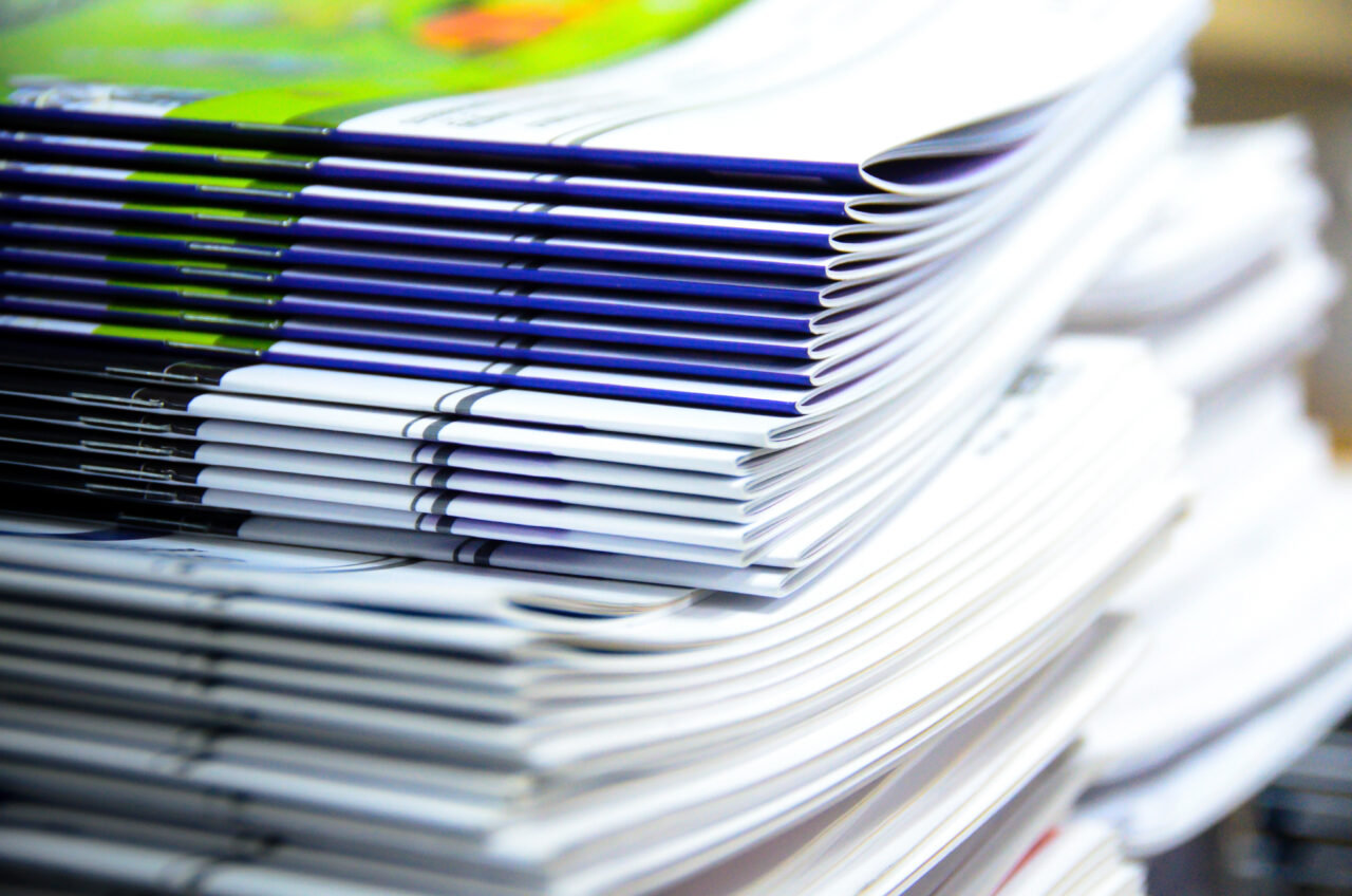 Saddle Stitch vs Perfect Bound Books Duplo USA